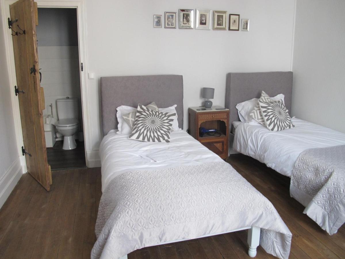 Bed and Breakfast Chezlola Civray  Екстер'єр фото