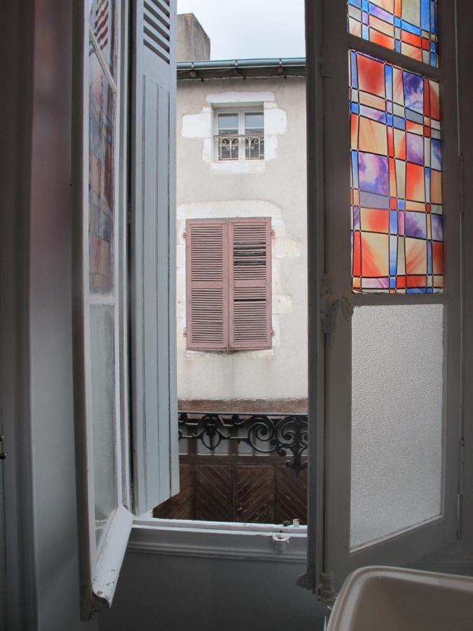 Bed and Breakfast Chezlola Civray  Екстер'єр фото